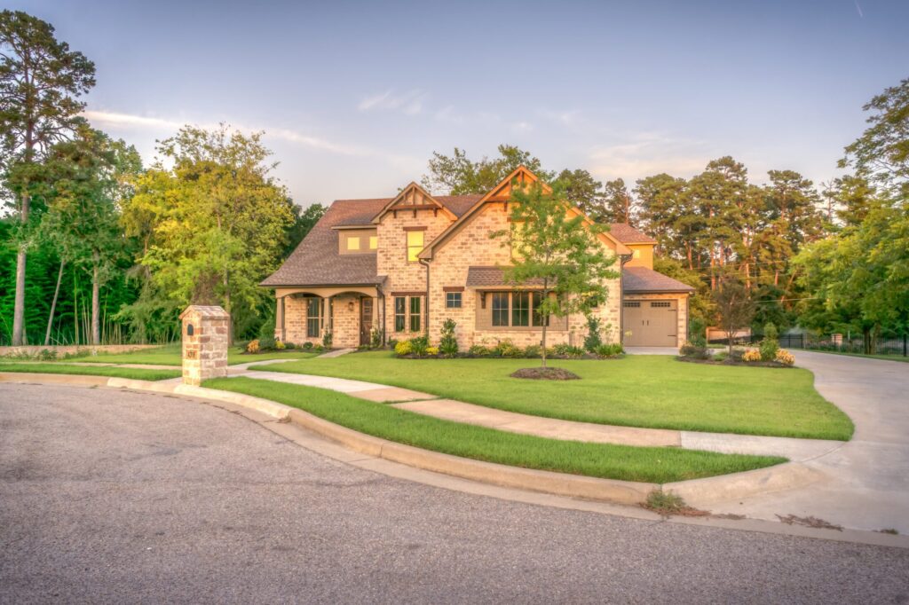 Featured image for the Luxury Homes for Sale in Mill Glen, Dunwoody, GA Community Guide Page